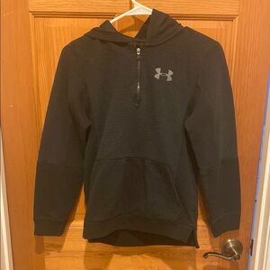 Under Armour Youth Large Black Boy's Pullover